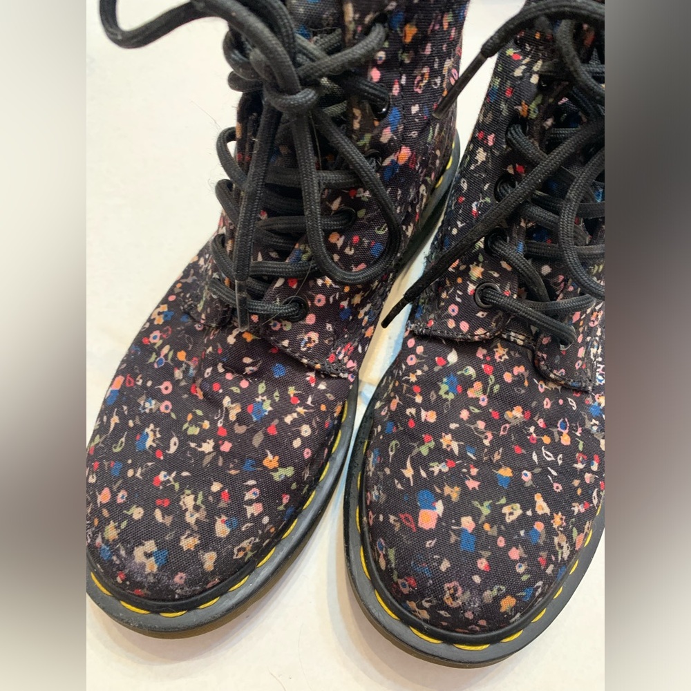 Doc Martens floral boots